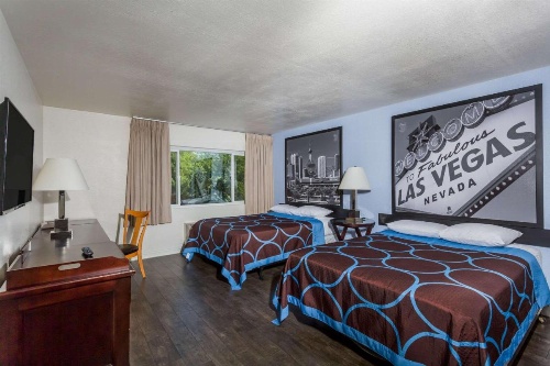 Super 8 by Wyndham Las Vegas North Strip/Fremont St. Area image 7
